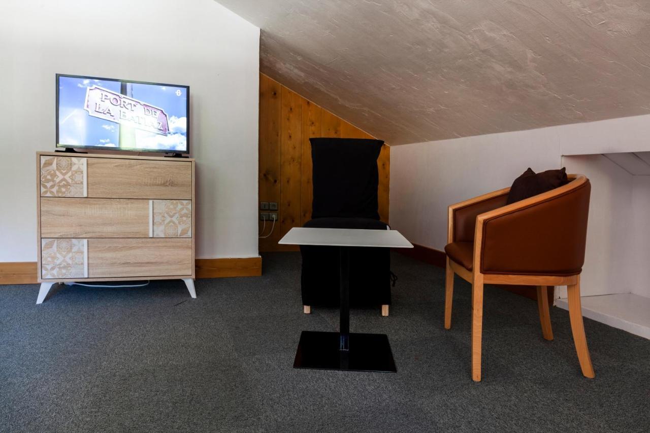 Appartement Le Galetas Des Planards Chamonix Exterior foto